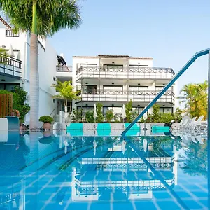 https://vanila-garden-hotel.tenerifehoteles.net